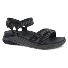 RACQUEL WEBBING